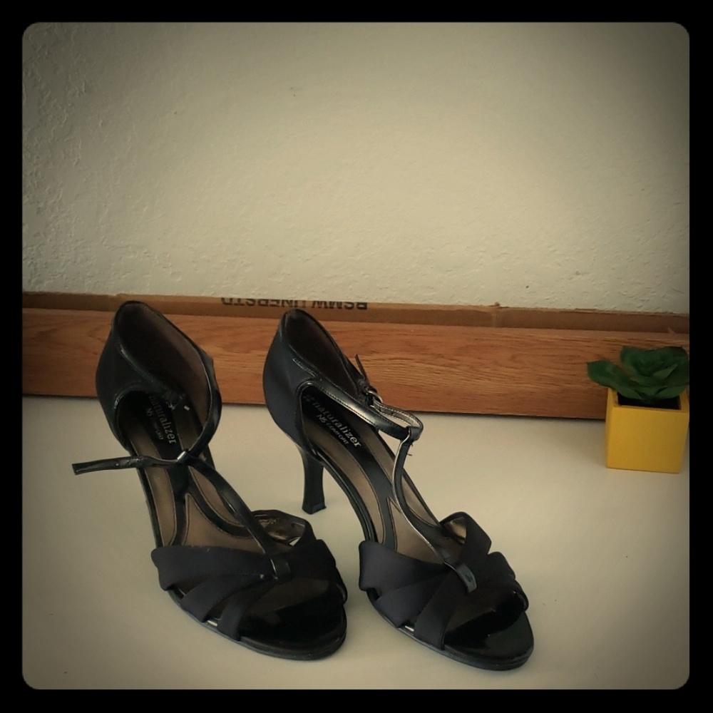 Naturalizer Comfort Black High Heels